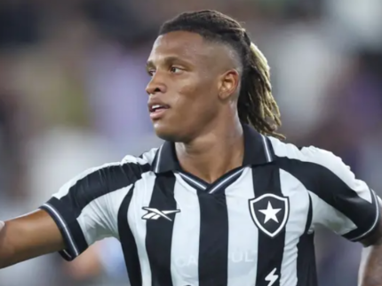 Botafogo amplia recorde histórico em Copas com convocação de Danilo para Seleção Brasileira