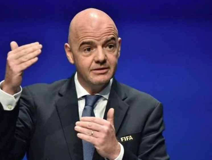Infantino ironiza ausência da Itália e comenta possível Copa do Mundo com 64 seleções